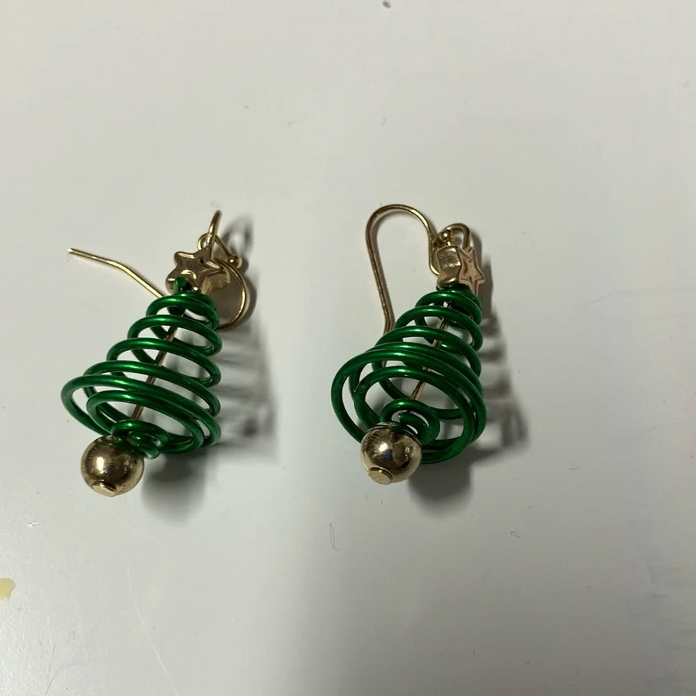 Christmas Tree Earrings - Picture 4 of 4